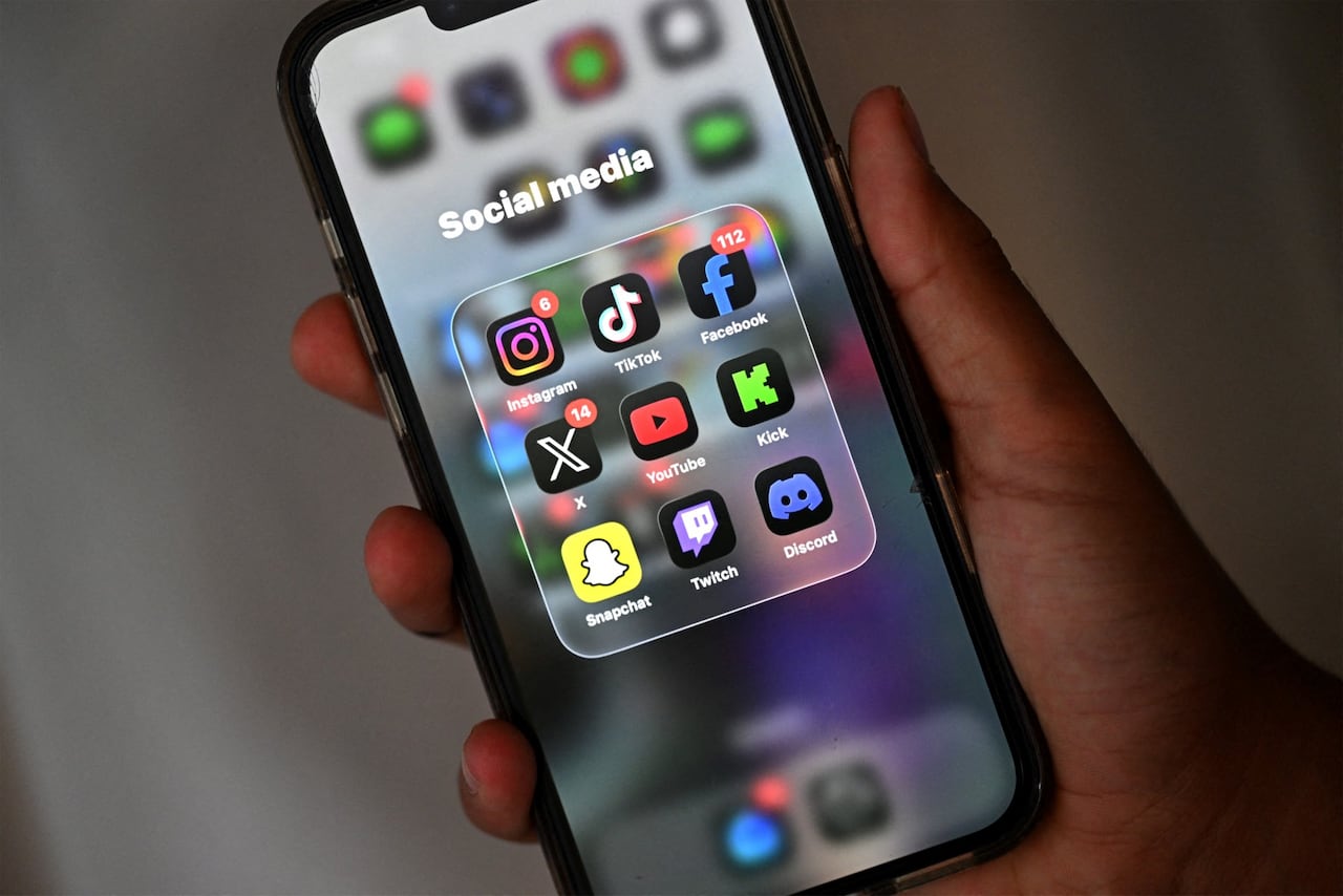 Redes sociales en menores de edad