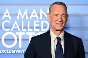El actor estadounidense Tom Hanks llega a una proyección especial de A Man Called Otto de Columbia Pictures en Dot Dash Meredith en la ciudad de Nueva York el 9 de enero de 2023.