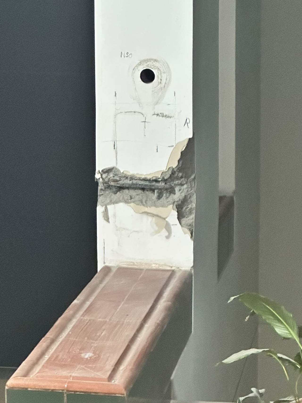 Habitantes del conjunto residencial señalaron que buscan respuestas de la administración y solicitan una evaluación técnica que permita establecer las condiciones de las tres torres después del terremoto.