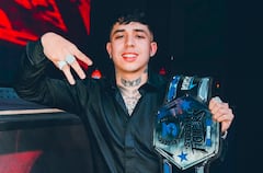 El streamer fue bajado de chiva rumbera en Medellín para cumplir con un procedimiento policial.