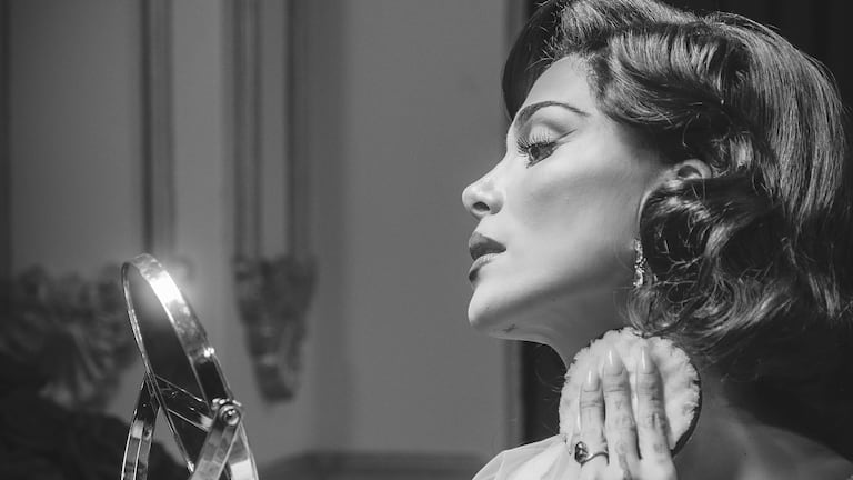 Greeicy presenta Discúlpeme Señor.