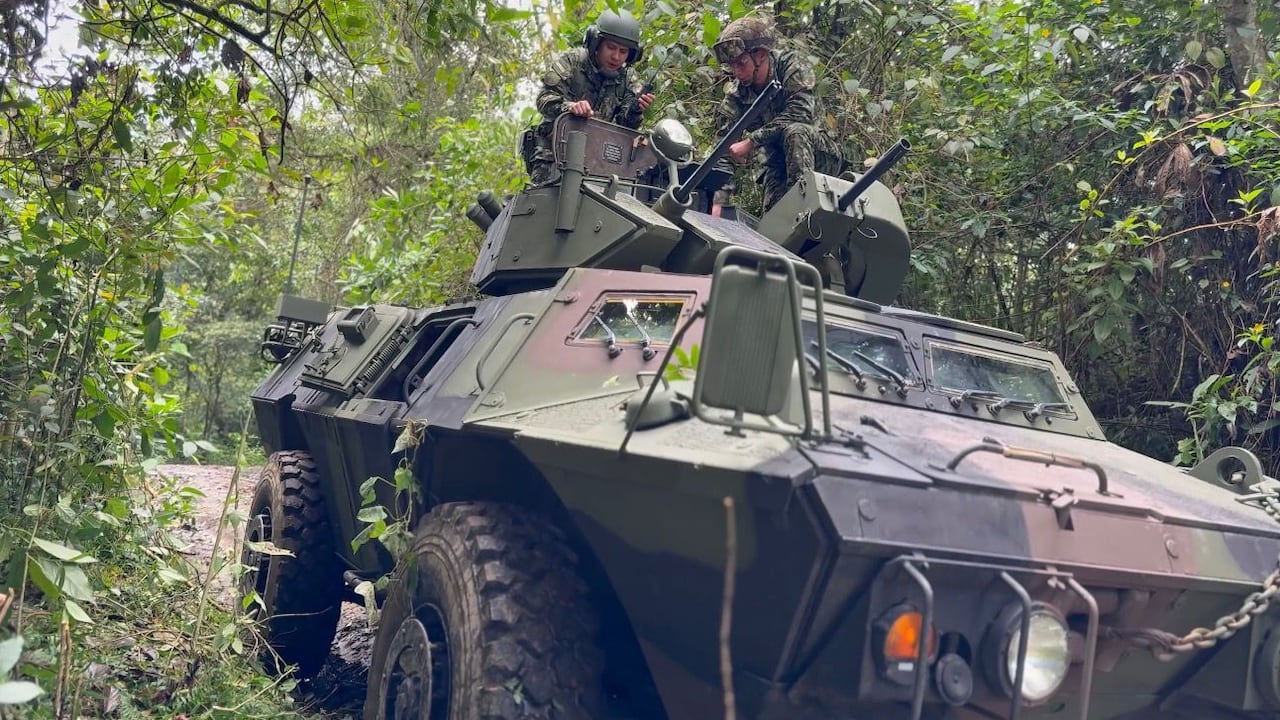 En la vereda La Caraqueña, municipio de Miranda, Cauca, tropas de la Vigésima Novena Brigada sostuvieron intensos combates contra integrantes de la estructura Dagoberto Ramos, quienes buscaban obstaculizar el dispositivo de seguridad para las elecciones.