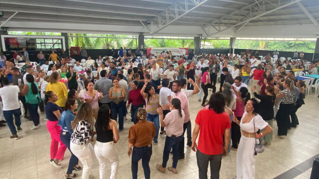 El 2026 inicia con el carnaval de Negros y Blancos en los Centros Recreacionales de Comfenalco Valle Delagente