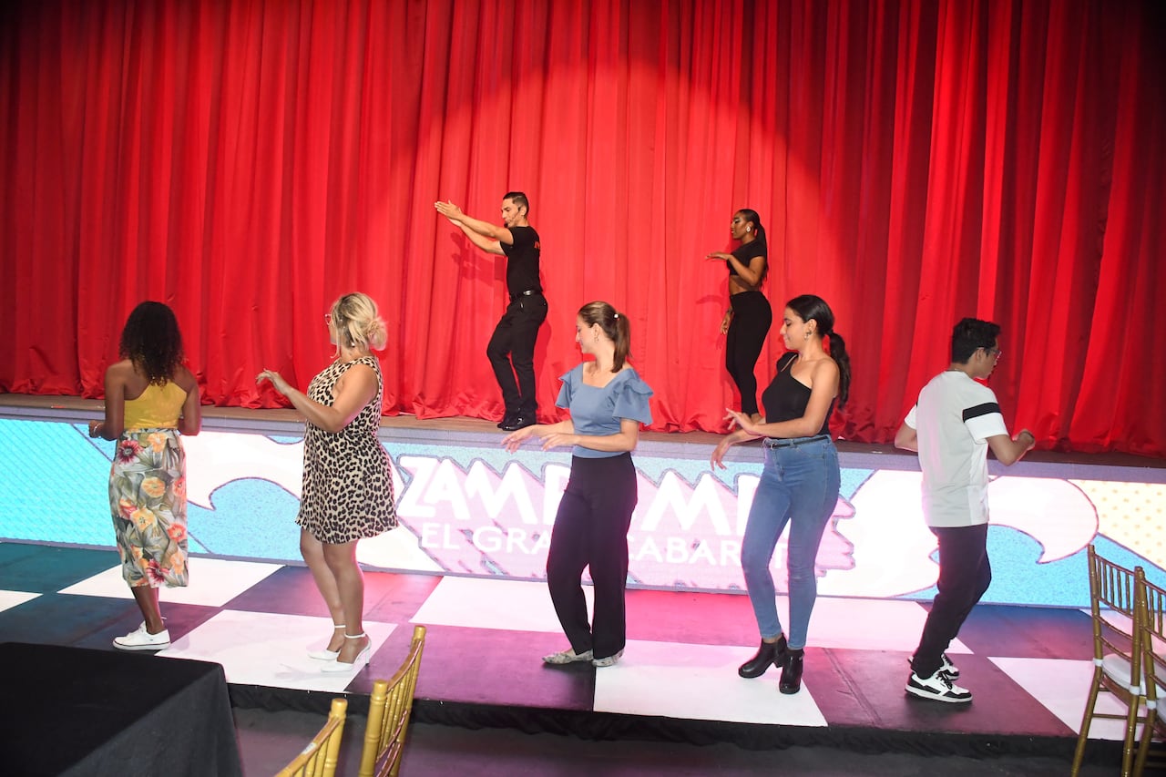 Cali Turismo,salsa, Zambumbe. foto José L Guzmán. EL País.