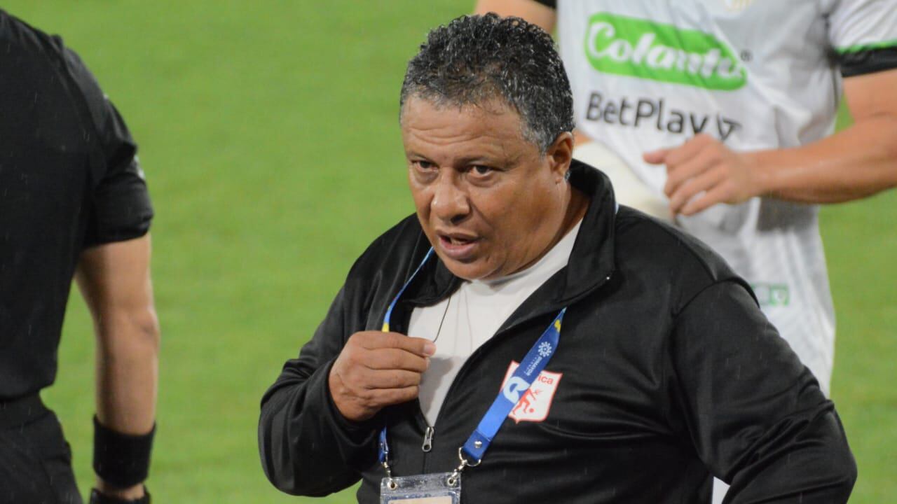 Alex Escobar, asistente técnico y DT encargado del América de Cali.