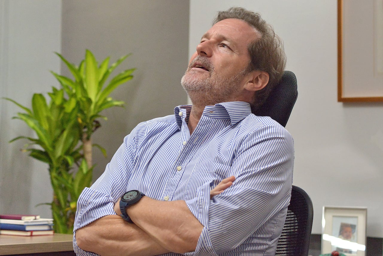 No usar tema de Domingo, Entrevista Esteban Piedrahíta Rector ICESI.