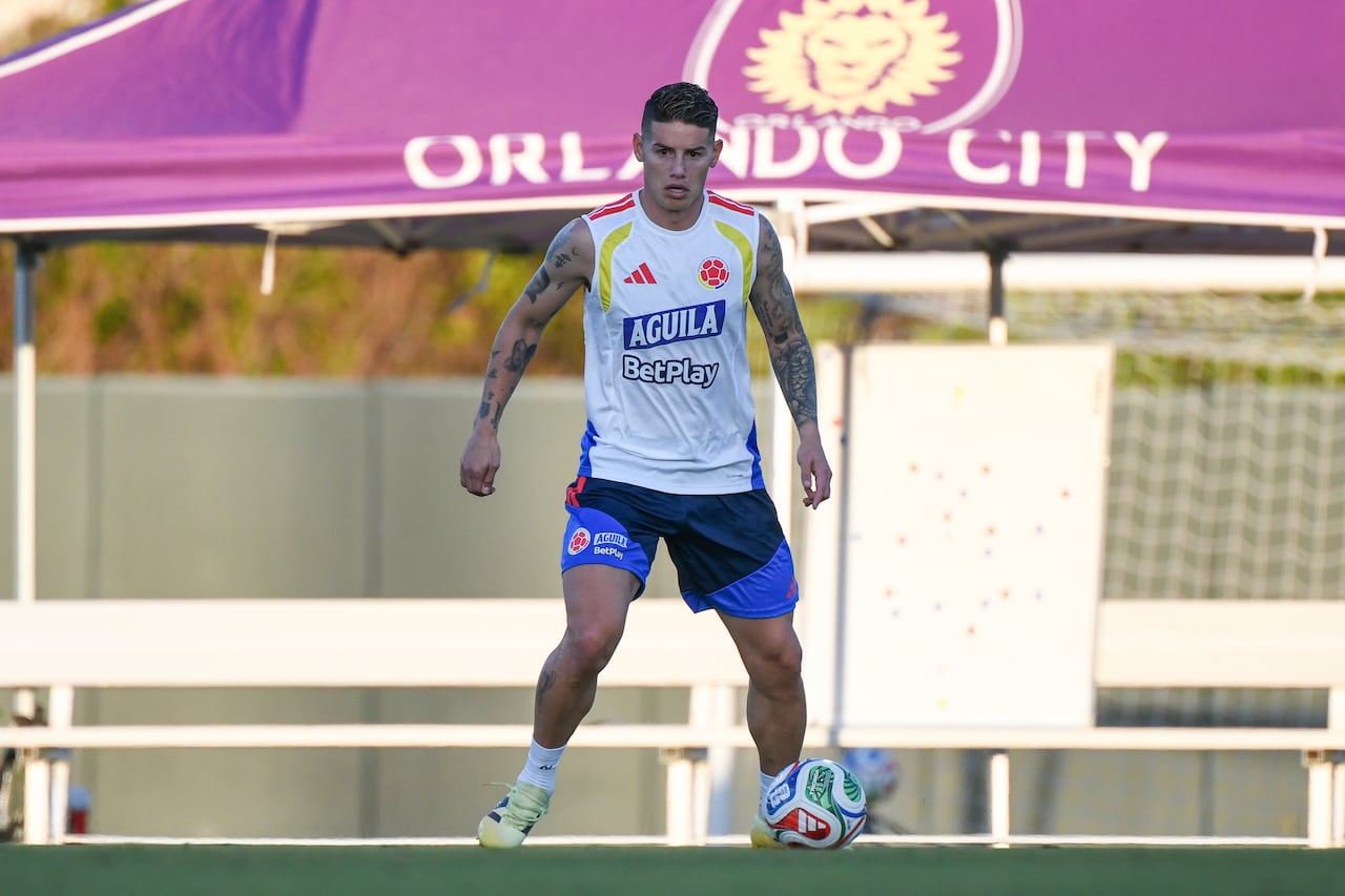 James Rodríguez durante un entrenamiento de la Selección Colombia en Orlando.
