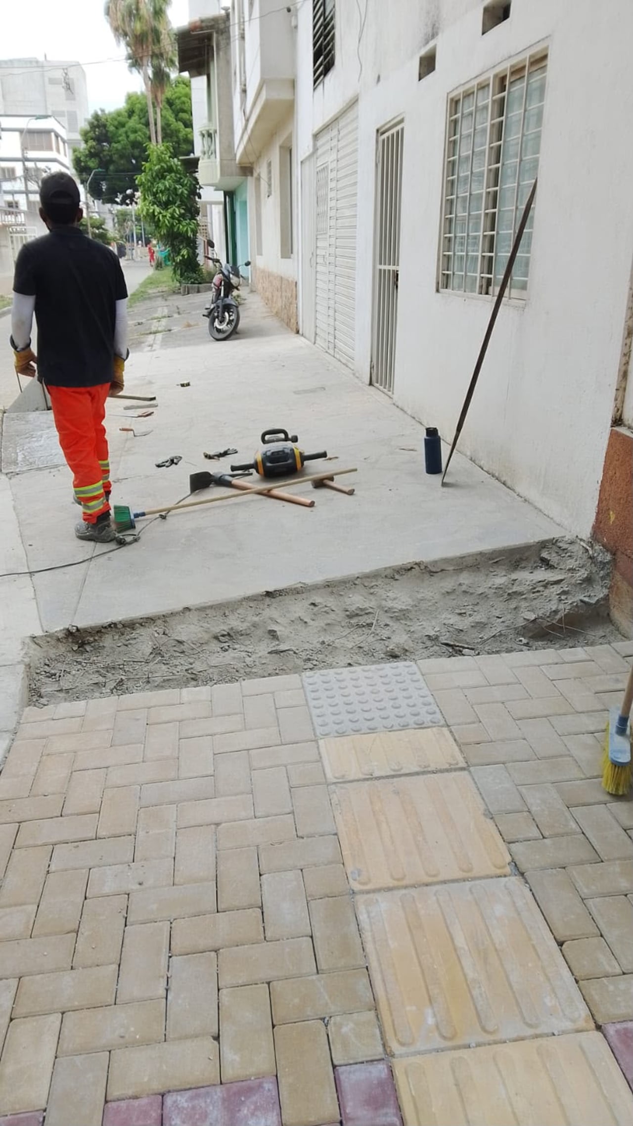 El muro fue objeto de una modificación por parte de la Secretaría de Infraestructura el pasado 11 de julio, luego del reporte realizado por El País Denuncia.