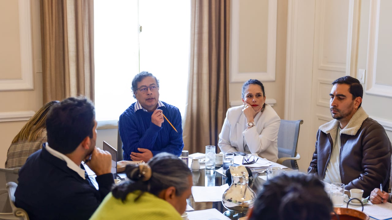 Gobierno Nacional analiza el alza en los peajes