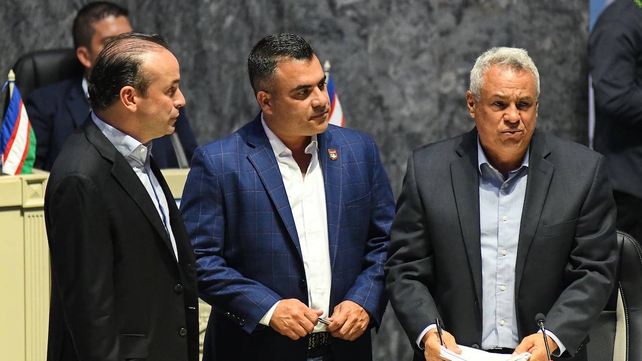 Radicación en el Concejo de Cali del proyecto de acuerdo para estudiar la posibilidad de un empréstito, Fotos Wirman Rios, Octu 16 de 2024, EL PAIS