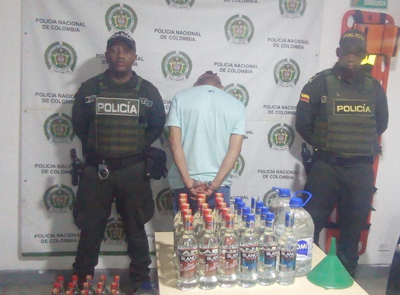 En Guacarí fue detenido un hombre de 50 años por el delito de imitación o simulación de alimentos, productos o sustancias.