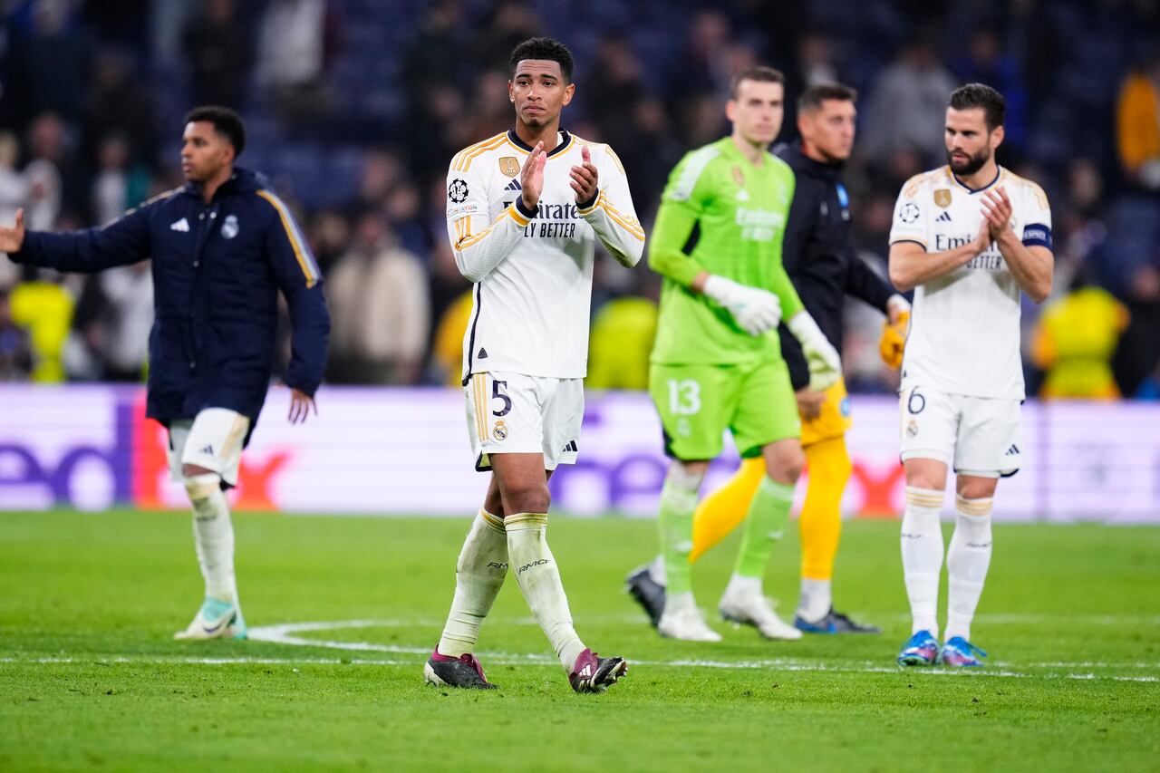 Real Madrid derrotó con autoridad al Napoli y clasificó como primero en su grupo de Champions