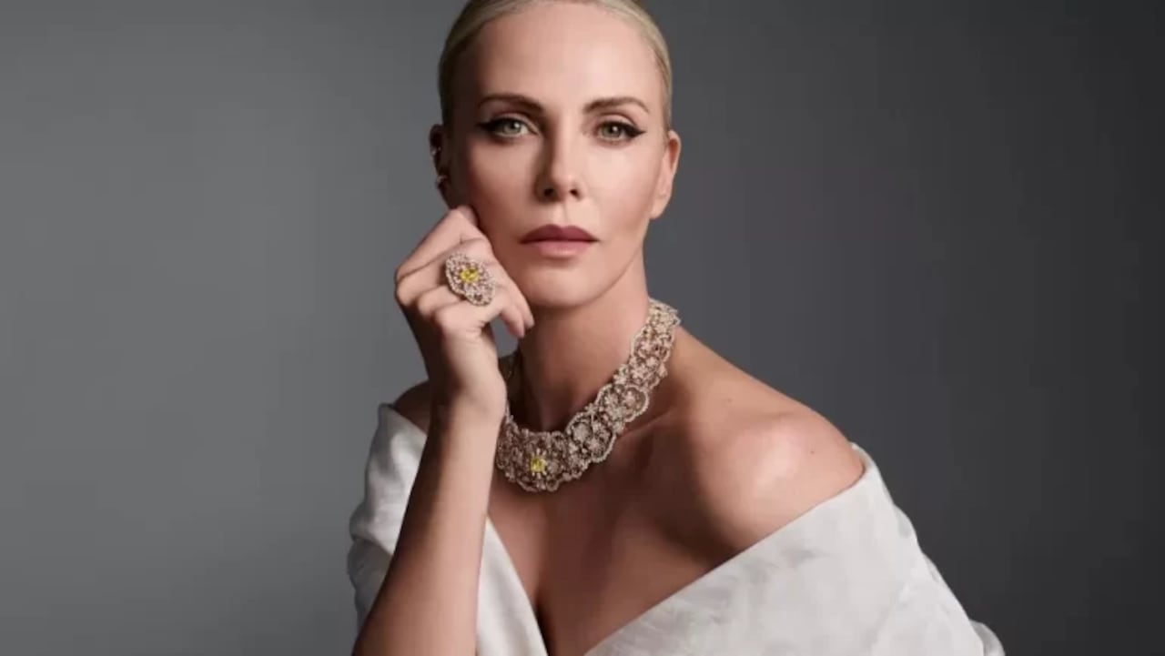 Dior ha dado un paso importante en su estrategia de comunicación al nombrar a la reconocida actriz Charlize Theron como embajadora de su alta joyería.