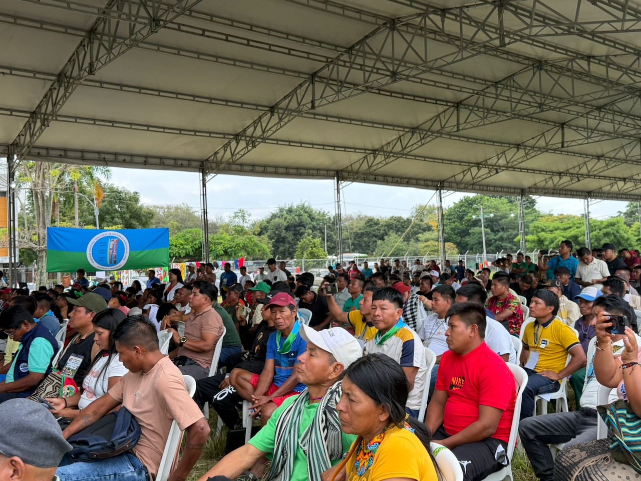 Más de 1.400 delegados indígenas participan en el IV Congreso Nacional del Pueblo Emberá en la Universidad del Valle, en Cali.