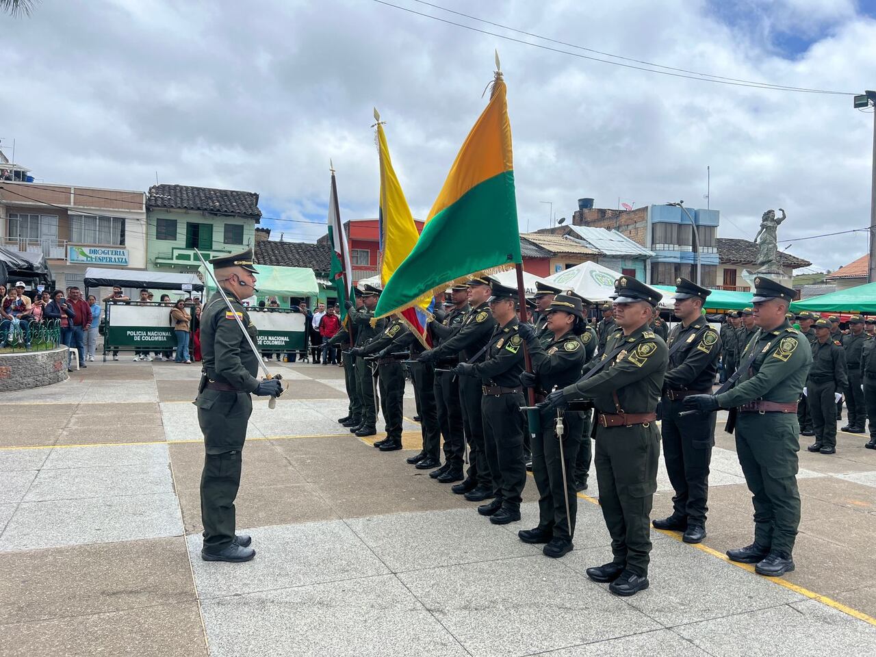Los jóvenes auxiliares de Policía desempeñarán un papel importante en el fortalecimiento de la seguridad en los diferentes municipios del departamento de Nariño y en la promoción de la convivencia pacífica entre los pobladores de esta zona del país.