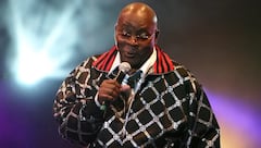 Slinger Francisco, más conocido como Mighty Sparrow, fue un vocalista y compositor granadino que nació en ese país en 1935 y fue criado en Trinidad y Tobago.