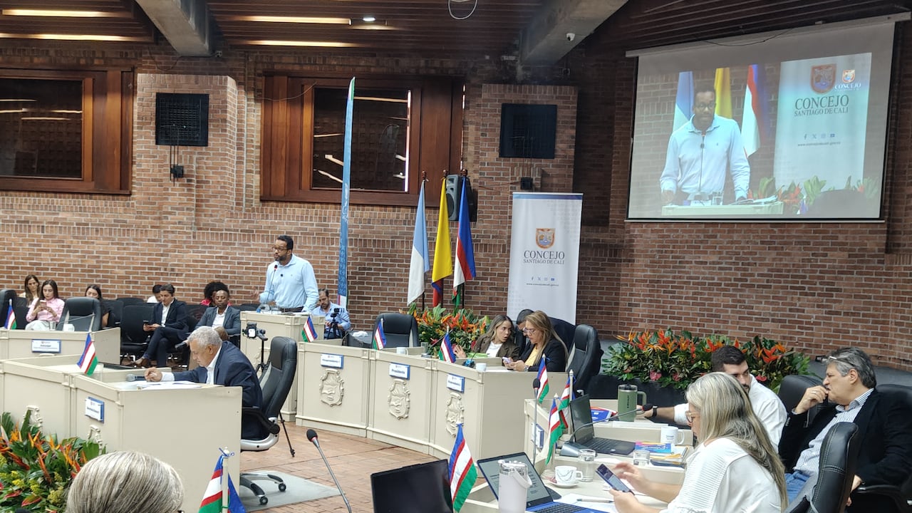 Cali: Sesión del Concejo de Cali, debate elección contralor