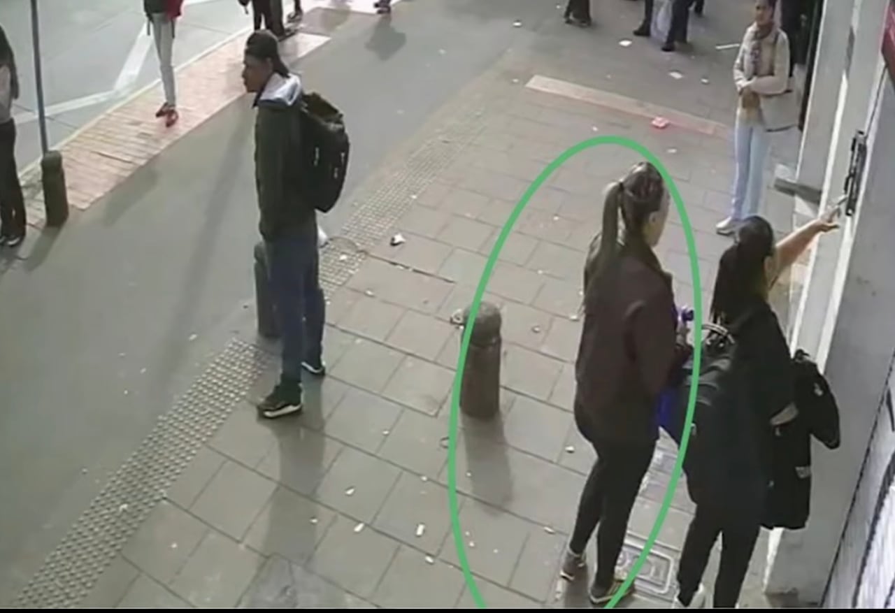 Última foto con vida de Yulixa Tolosa. La mujer de 52 años llegó acompañada de su amiga Amalia Pardo Cortés.