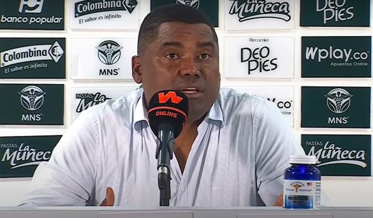 El técnico de Santa Fe en rueda de prensa