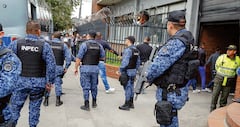 Pese a las presuntas amenazas de guardias del Inpec y su embarazo, Andrea Valdés sigue en las mismas condiciones de reclusión.