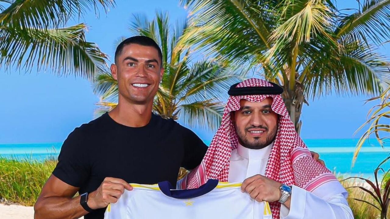 Cristiano Ronaldo seguirá en el fútbol de Arabia Saudita.