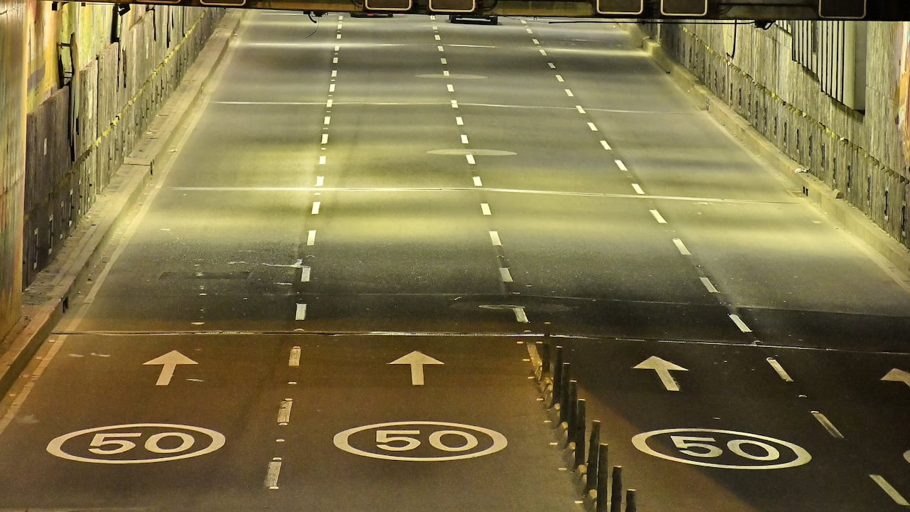 La ciudad de Cali se prepara para un cierre vial temporal anunciado por la Secretaría de Movilidad, se trata del Túnel Mundialista (donde desemboca la Avenida Colombia), que se llevará a cabo entre las 10:00 p. m. del viernes 17 de enero y las 5:00 a. m. del sábado 18 de enero. Fotos Raúl Palacios / El Pais.