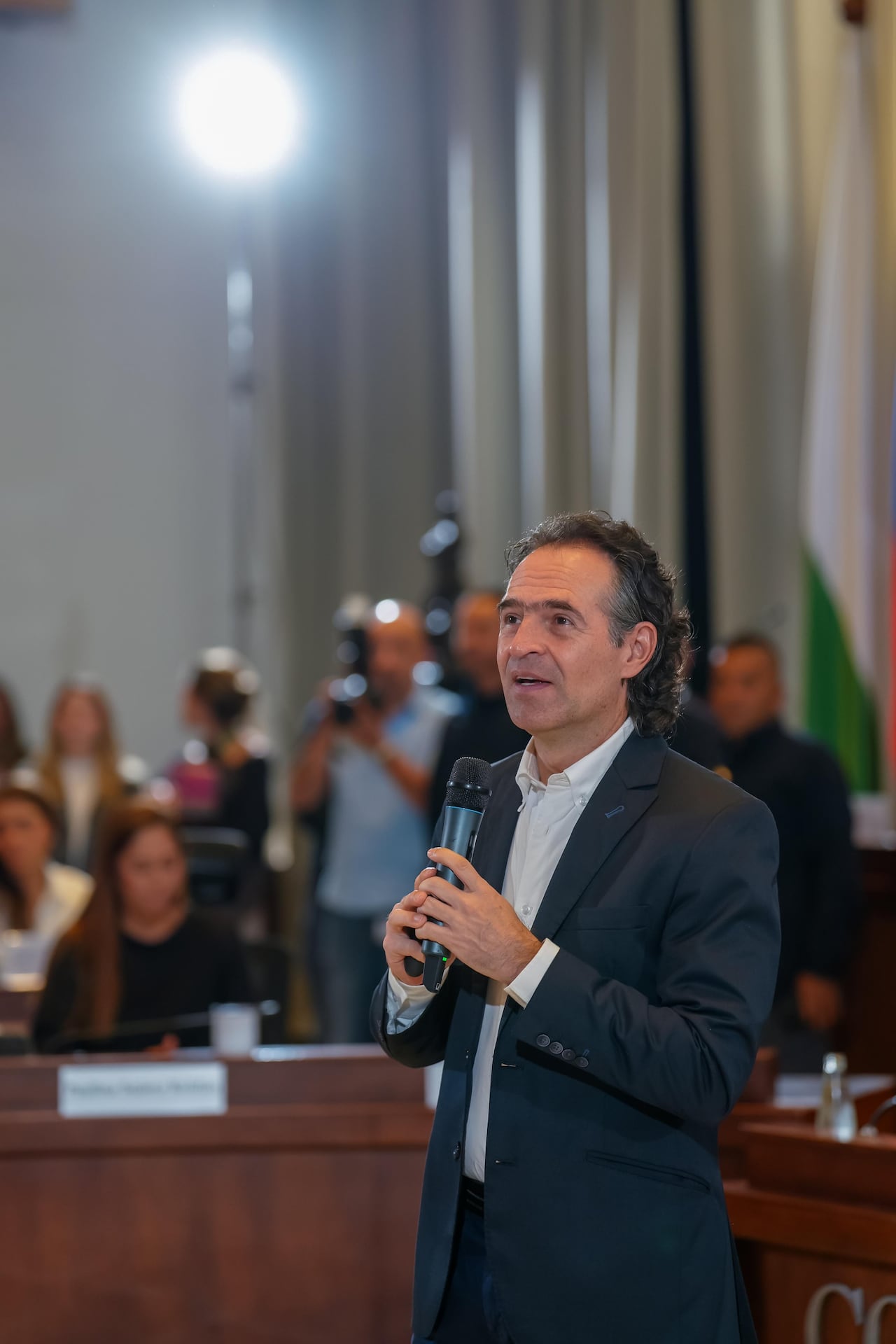 En su intervención ante el Concejo, el mandatario local señaló que Medellín avanza en proyectos de movilidad, educación y espacio público.