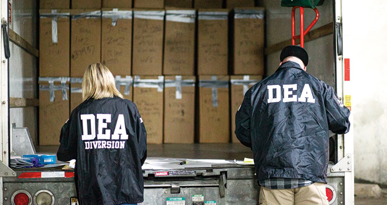 A cambio de 74.000 dólares, el agente de la DEA John Constanzo y su exjefe en este agencia de seguridad, Manny Recio, filtraron información que le permitiría a Álex Saab diseñar una mejor estrategia de defensa en Estados Unidos.