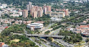 El turismo de la salud se tomó Medellín y los delincuentes sacan provecho con clínicas clandestinas. Cientos de personas están cayendo en la trampa.