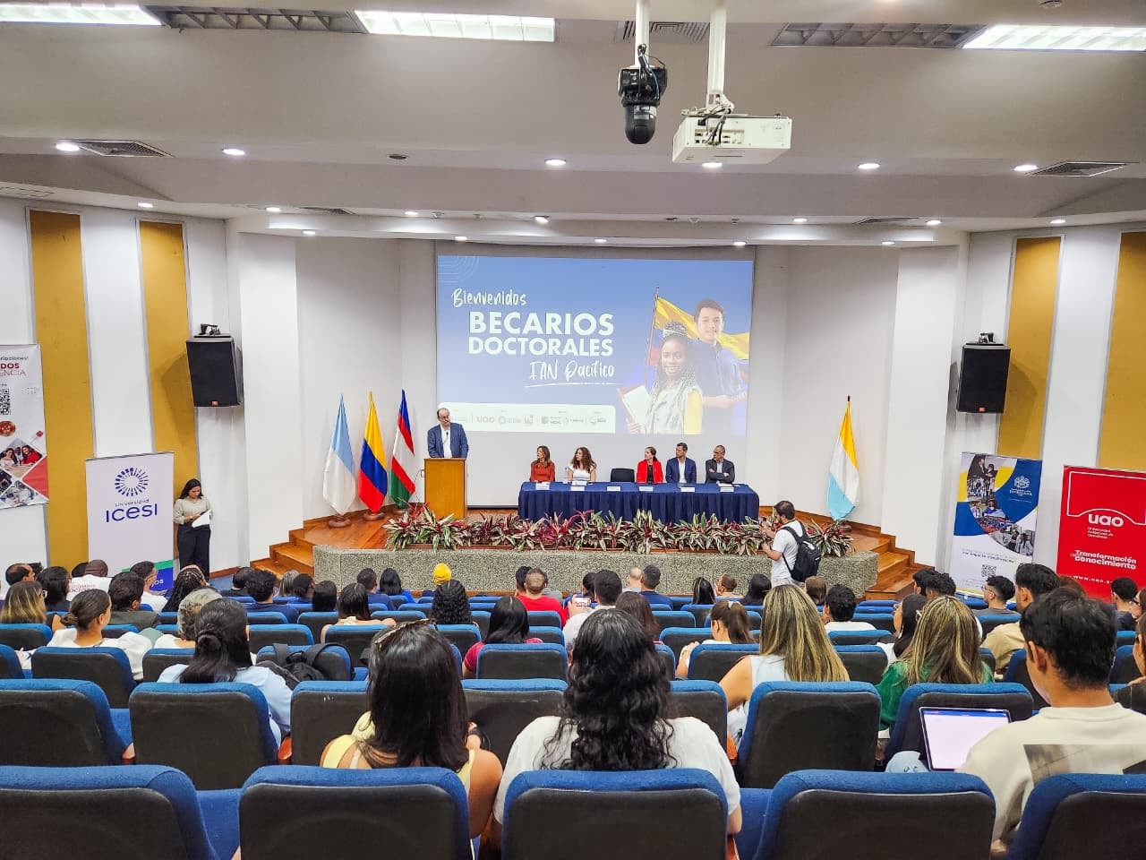 La alianza de las universidades Javeriana Cali, Autónoma de Occidente, Icesi y del Valle presentó el programa Formación de Alto Nivel por el Pacífico, que otorga las 42 becas completas para programas de doctorado.