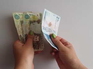 antecedentes para cuestiones comerciales, económicas y financieras