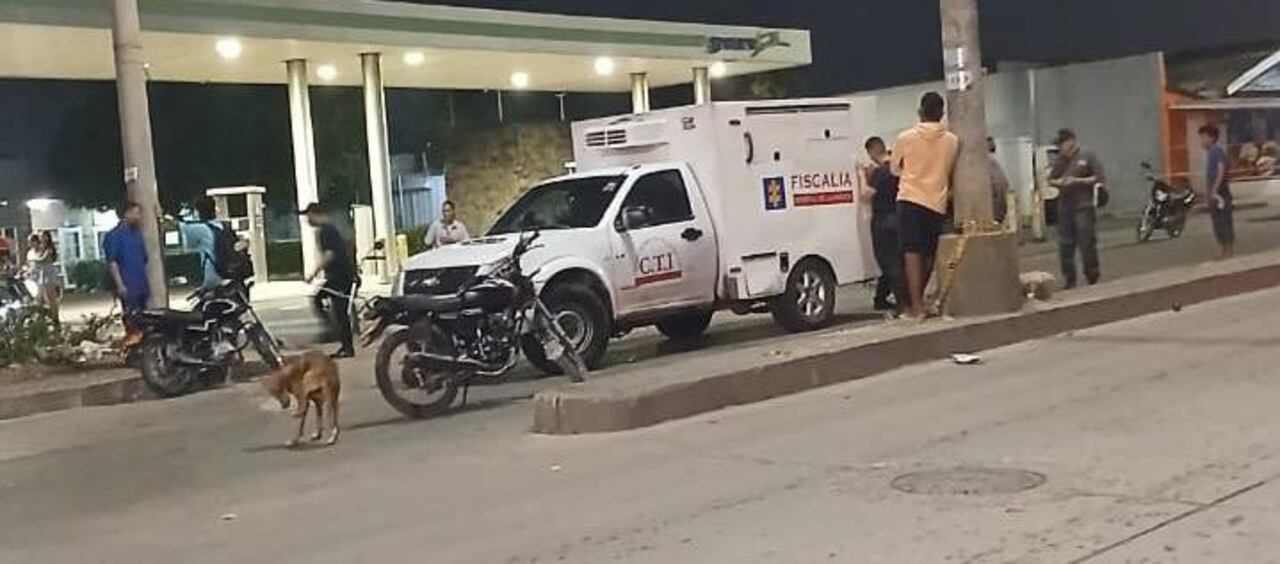 Como Juan Camilo Óliver Navarro fue identificado el hombre que murió el pasado martes 5 de agosto durante un procedimiento policial en límites entre los barrios Rebolo y La Luz en Barranquilla, Atlántico.