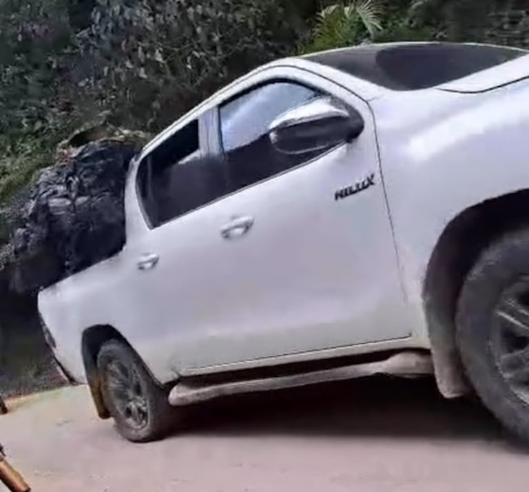 "Acá la gente se cansó de la violencia, de las disidencias, eso no son revolucionarios, son narcoparamilitares que están matando al pueblo y comunidades", denunciaron los indígenas.