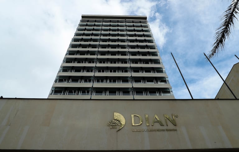 fachada DIAN sede edificio
Bogota octubre 9 del 2020