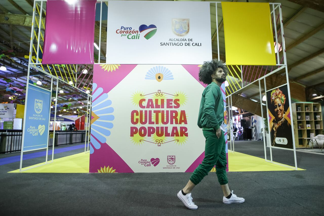 BOGOTÁ, 18 de abril de 2023. La ciudad de Cali se estrena como el primer invitado nacional durante la versión 35 de la Feria Internacional del Libro de Bogotá.