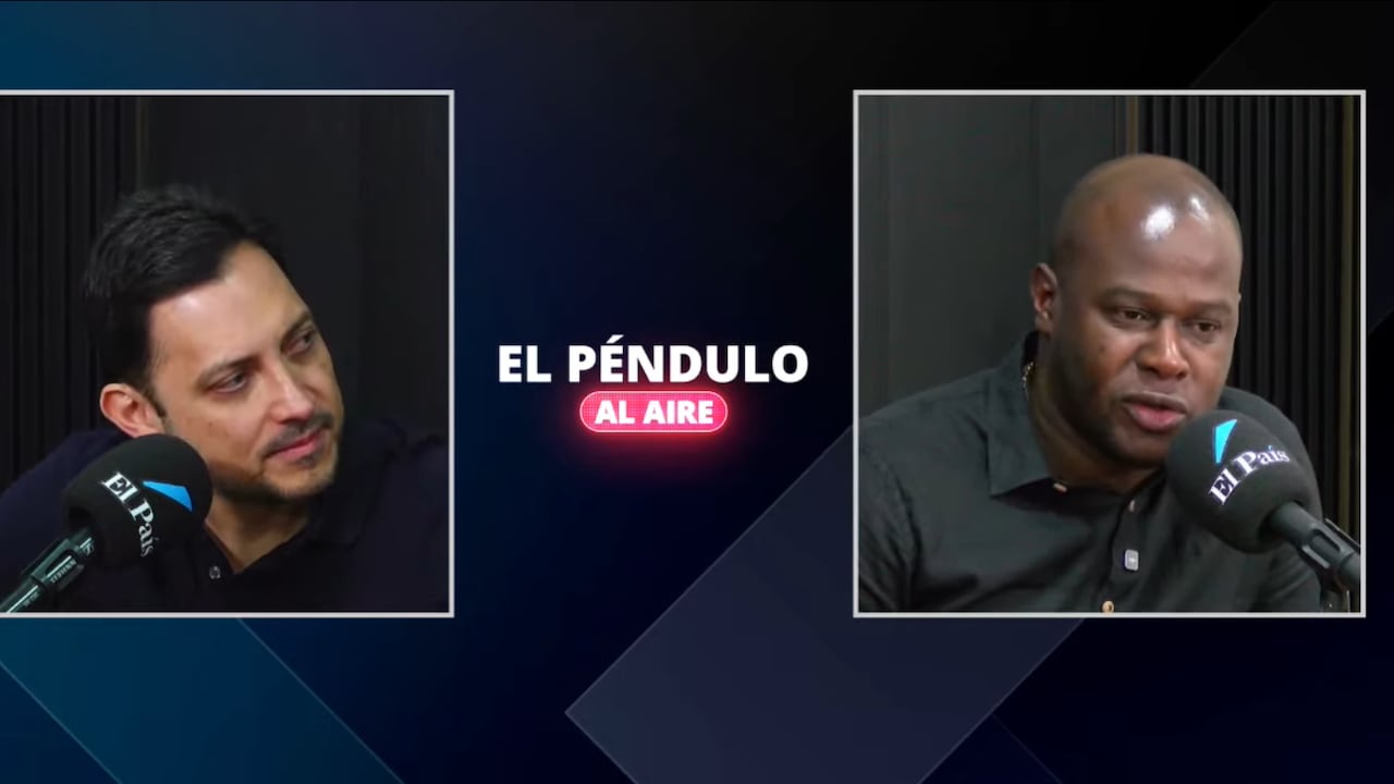 Carlos Motoa y Víctor Golú en El Péndulo al Aire de El País.