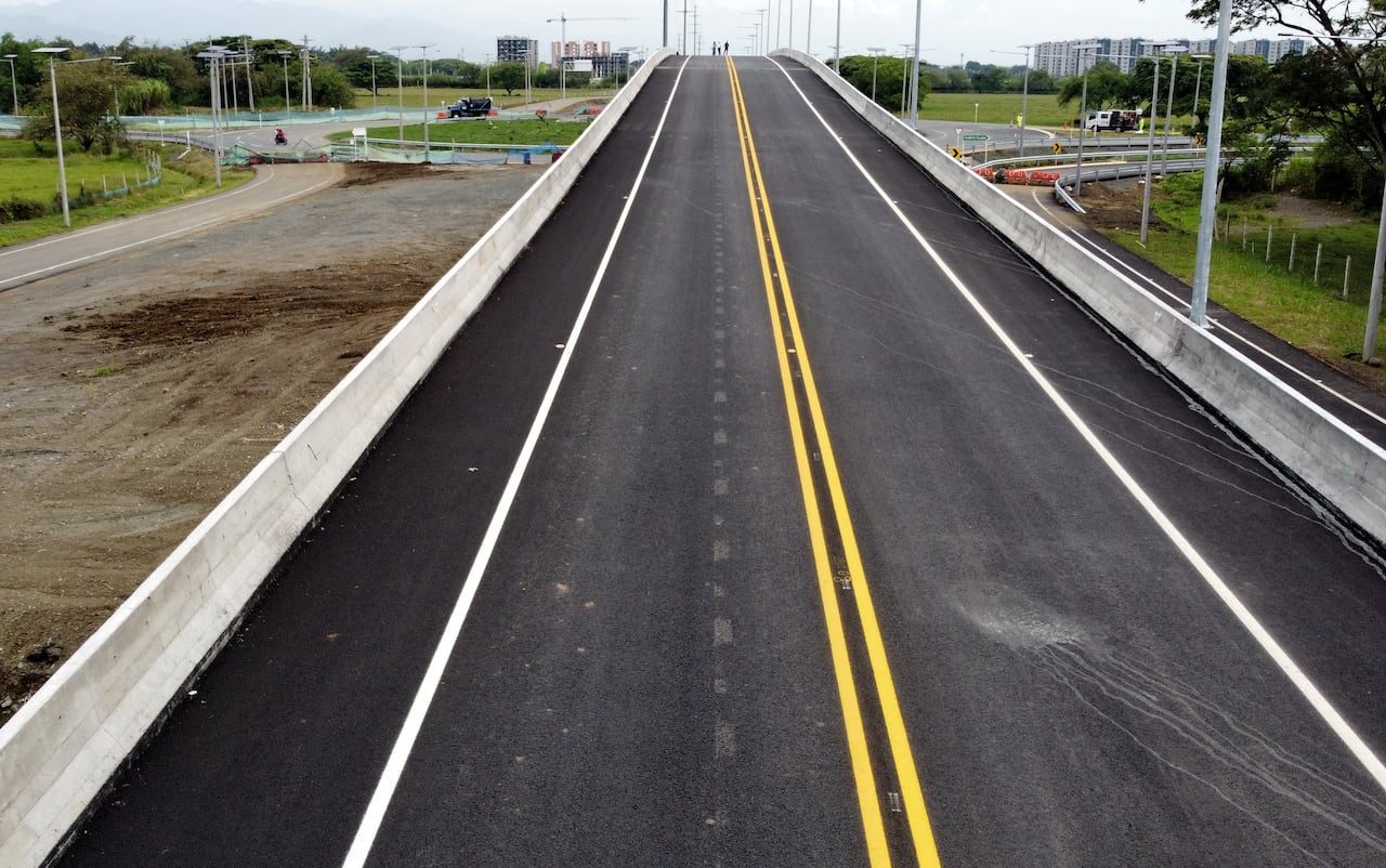 La Avenida Bicentenario entrará en operación este 26 de abril y se proyecta como una nueva alternativa para descongestionar la salida sur de Cali hacia Jamundí.