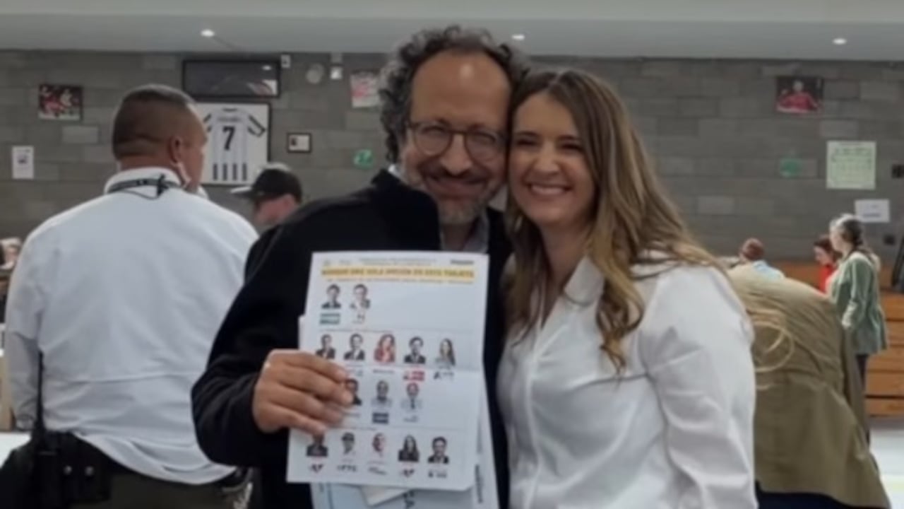 Paloma Valencia junto a su esposo, Tomas Rodríguez.