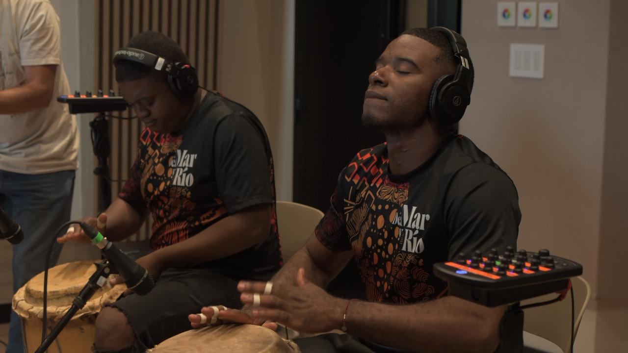 De Mar y Río presentan ahora Irene.