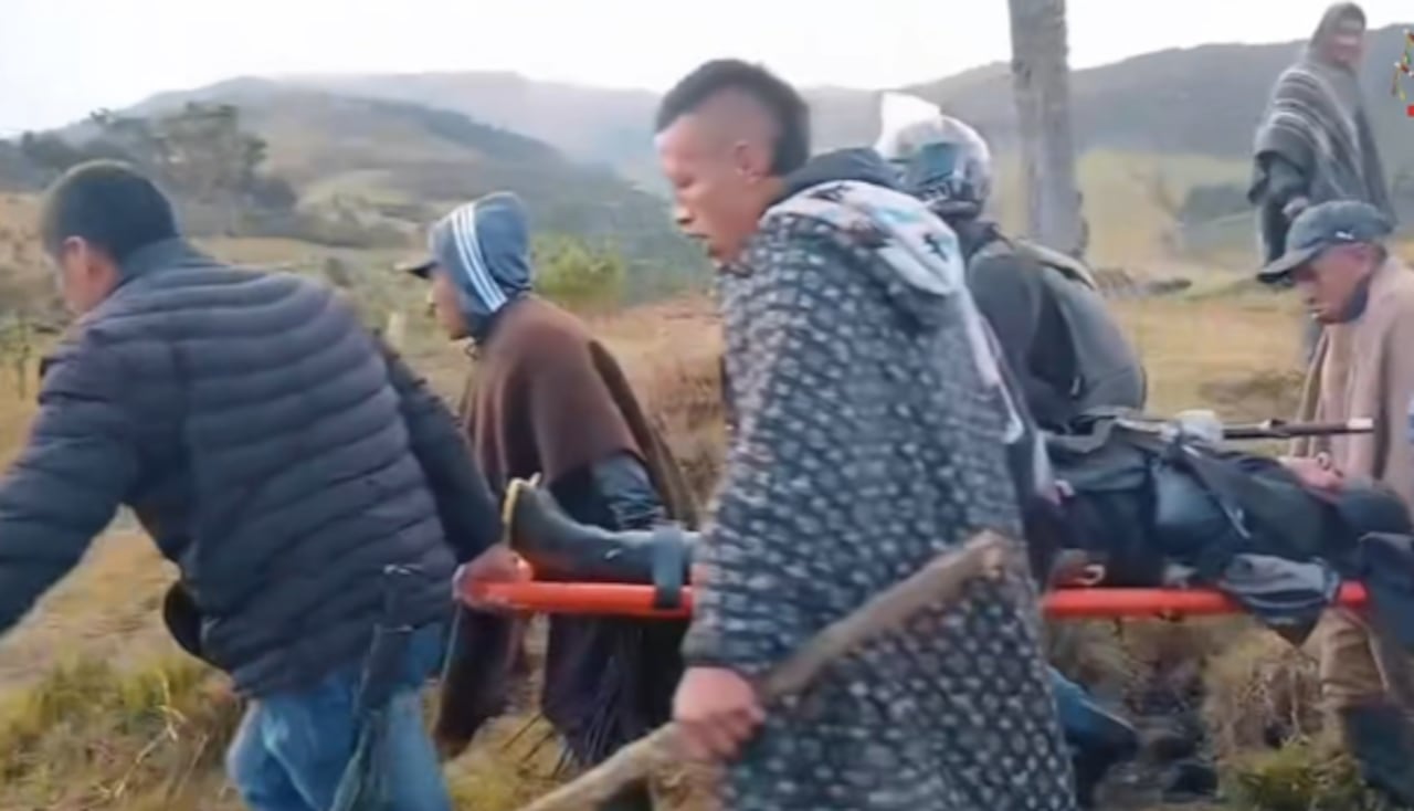 Fuertes choques entre indígenas misak y nasa en Silvia, Cauca.