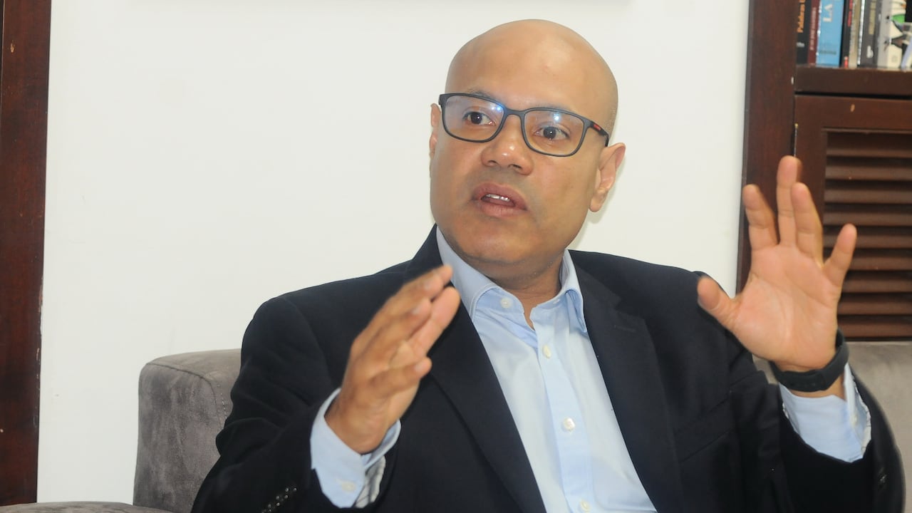 Juan Carlos Castro Lozano Director Ejecutivo de Ivest Pacific