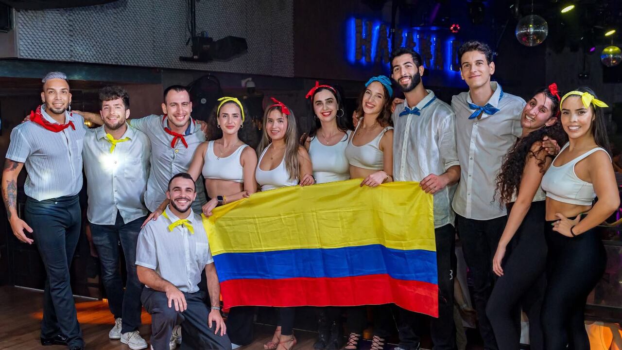 Juan Felipe Alvarado en el club donde trabaja en Israel.