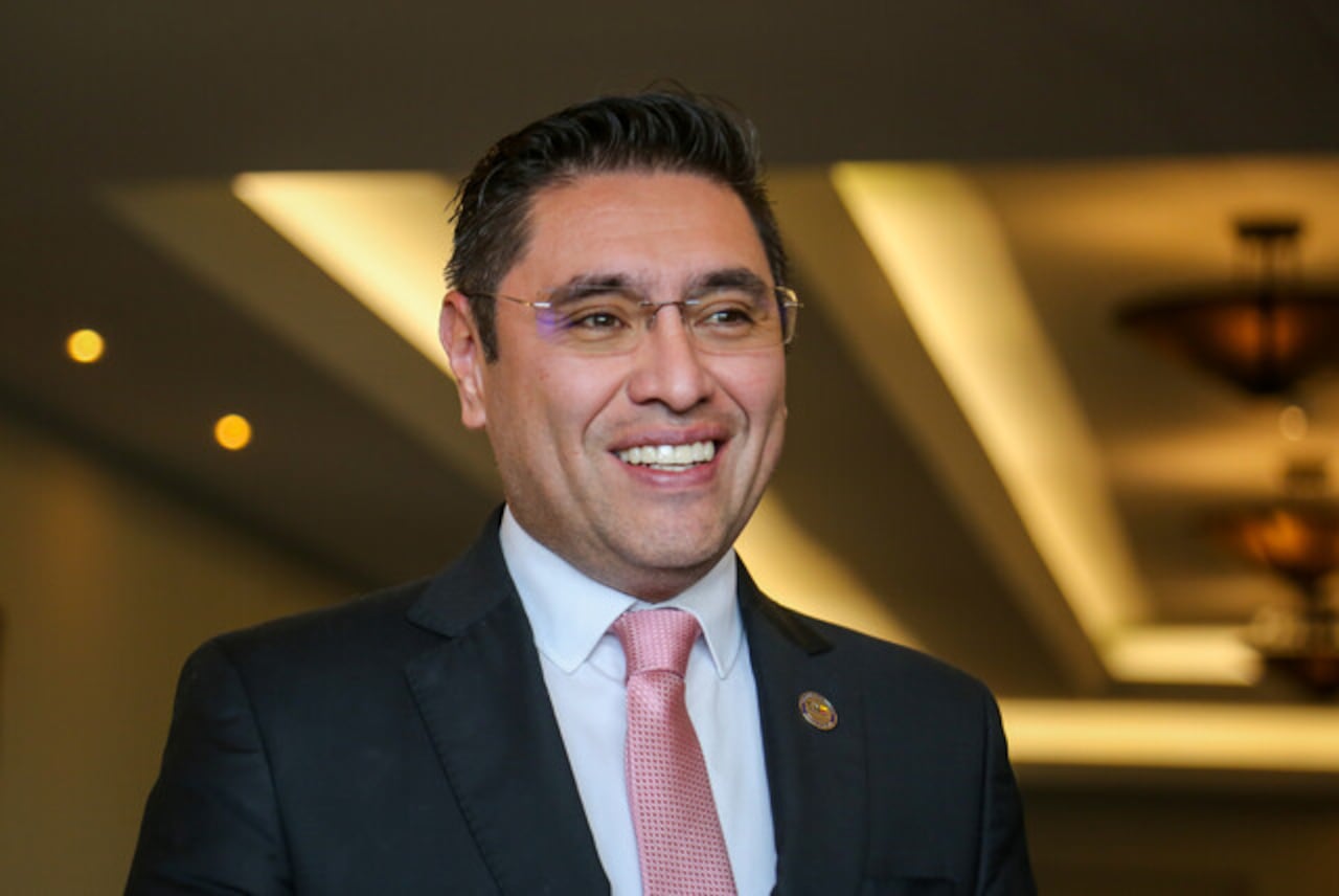 El CNE puso en marcha una plataforma digital para capacitar y acreditar a millones de testigos electorales. Foto: Colprensa