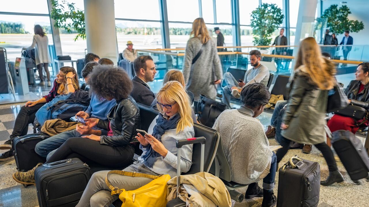 Personas en el aeropuerto