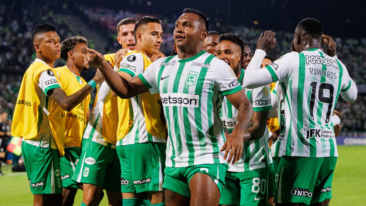 Atlético Nacional celebrando victoria en Copa Libertadores 2025