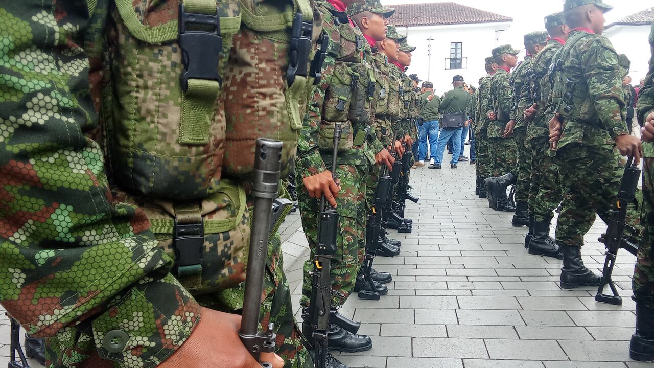 Los combates se presentaron en diferentes momentos del pasado domingo 26 de octubre en las zonas rurales de estos dos municipios nortecaucanos.