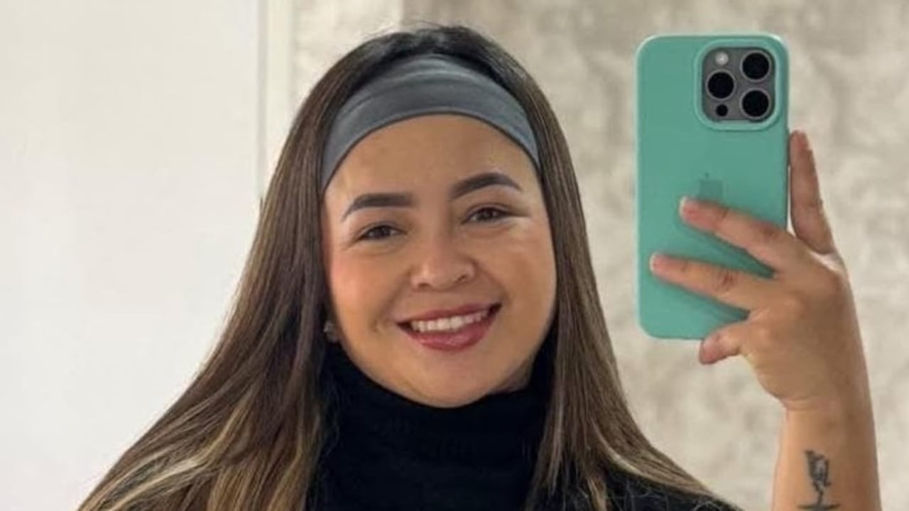 Las primeras versiones señalan que los responsables la obligaron a subir a un vehículo Kia de color gris y posteriormente emprendieron la huida por la carretera que conduce hacia La Yunga, corregimiento ubicado en jurisdicción del municipio de Popayán.