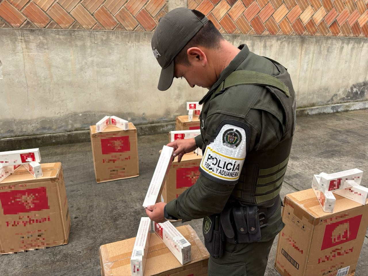 El cargamento fue hallado al interior de una camioneta que cubría la ruta entre Ipiales y la vereda Yaramal, en el barrio El Charco.