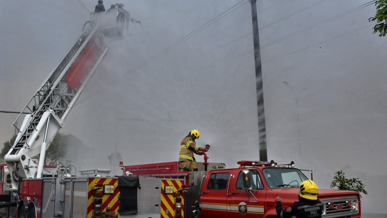 El Cuerpo de Bomberos Voluntarios de Cali se ha posicionado como uno de los organismos de socorro más importantes del suroccidente colombiano para la atención de emergencias.