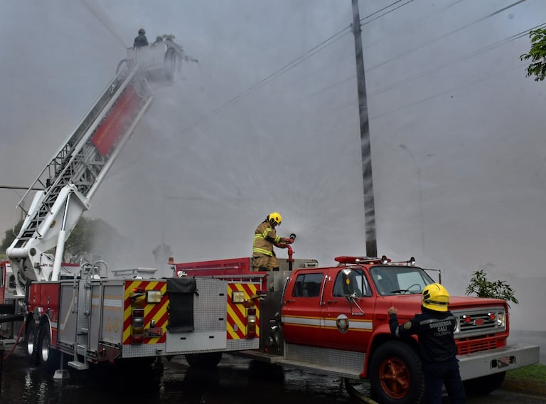 El Cuerpo de Bomberos Voluntarios de Cali se ha posicionado como uno de los organismos de socorro más importantes del suroccidente colombiano para la atención de emergencias.